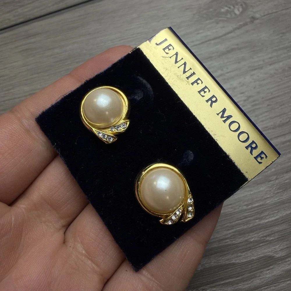 Vintage Jennifer Moore Faux Pearl Gold Tone Rhinestone Accent Clip On Earrings